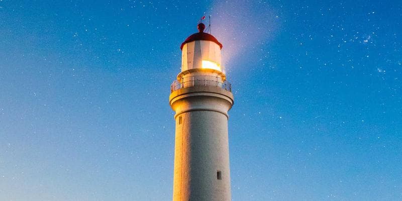 Sourcing and Importing to the United States: Navigating Currency Fluctuations and Import Costs in 2026